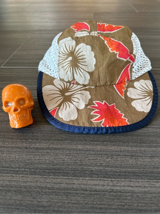 Patagonia Other - 90s Patagonia mesh flower five panel hat